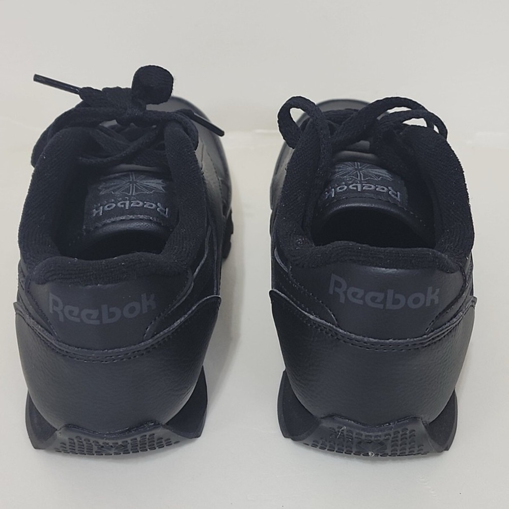 Reebok Women's Classic Renaissance Sneaker Size 8 Wide D Black - Picture 4 of 9
